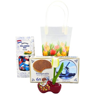 Typisch Hollands Holland PVC gift bag with tulips - 2 treats - 1 souvenir