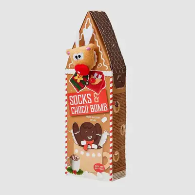Becky`s Kersthuisje met kerstsokken Rudolf &  Gingerman - Chocobomb