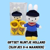 Nijntje (c) Miffy gift set - soft toy and booties (0-6 months)