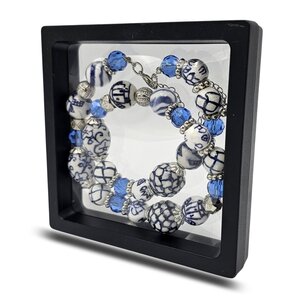 Typisch Hollands Single bead necklace - Delft Blue - In a luxury gift frame