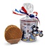 typisch-hollands-geschenkpakket Stroopwafels in einer original holländischen, verzierten Dose – mit Schlüsselanhänger