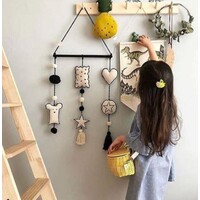 Katoenen muurdecoratie Hanging baby