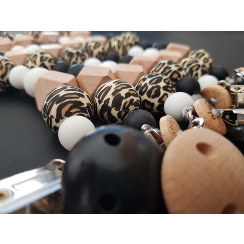 Houten speenkoord met leoppard look siliconen Houten speenkoord met leoppard look siliconen
