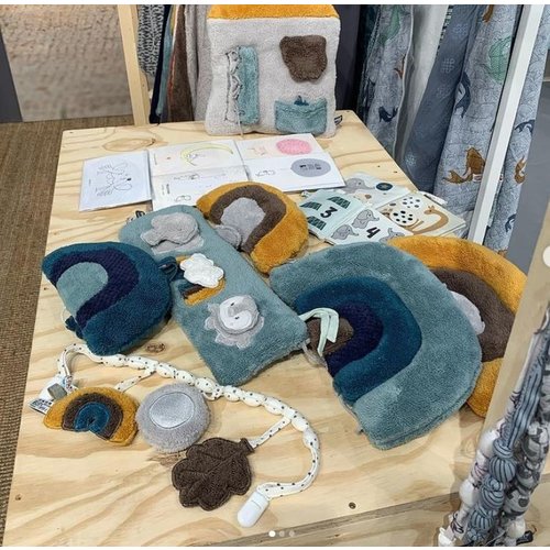 Snoozebaby Regenboog knuffel Rainbow Puzzle Gray Mist Snoozebaby Regenboog knuffel Rainbow Puzzle Gray Mist
