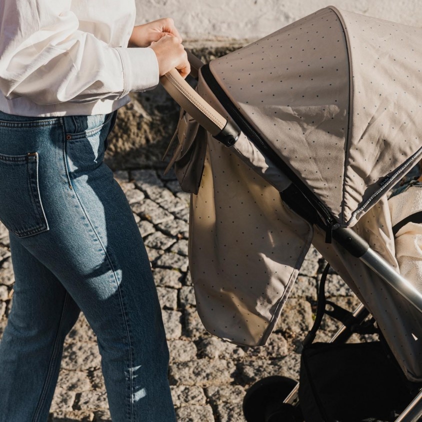 Elodie Details Zeer luxe lichte buggy compact. Te koop bij