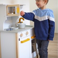 Wooden Kitchen - Houten Keukentje