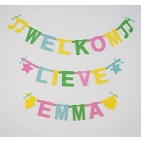 Feestslinger met naam.  Ontwerp hem zelf!