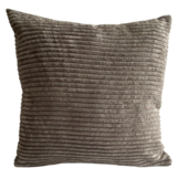 KUSSEN RIBSTOF BRUIN 45x45 CM