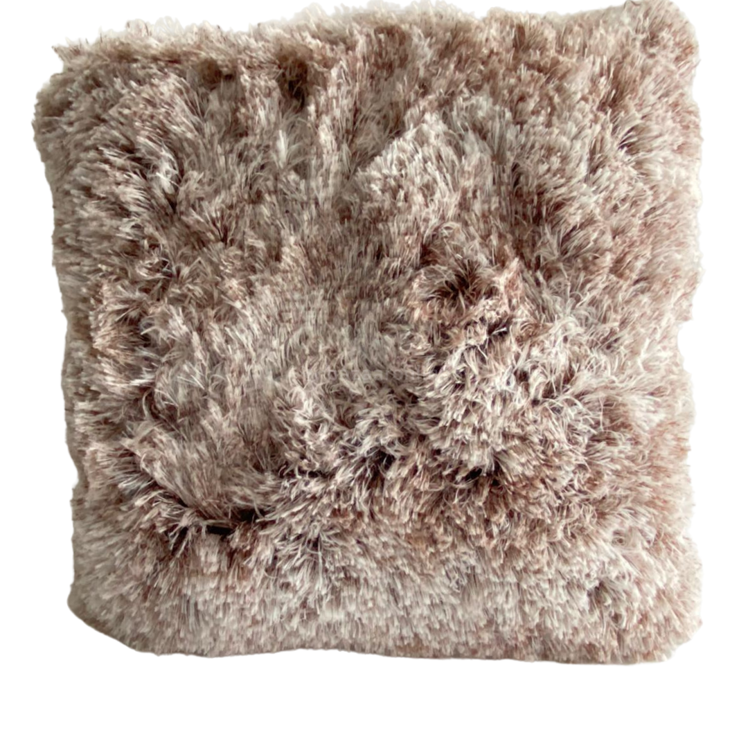KUSSEN FLUFFY WIT BRUIN 45x45 CM