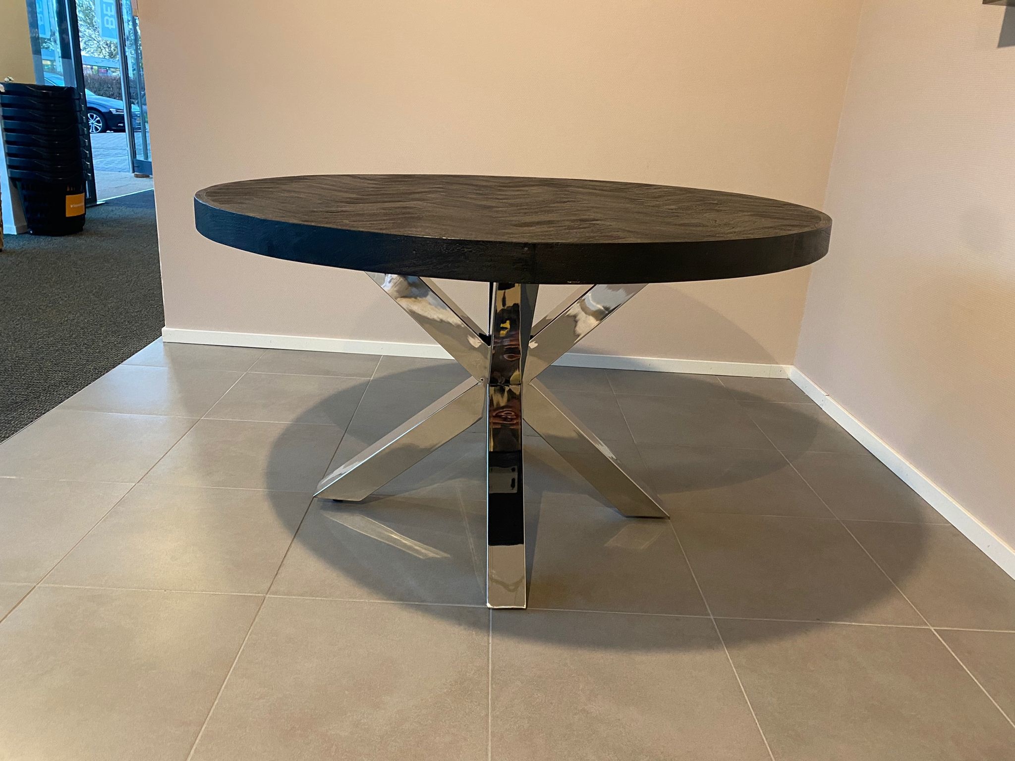 Eettafel Black Bonito Rond 130 cm - visgraat look