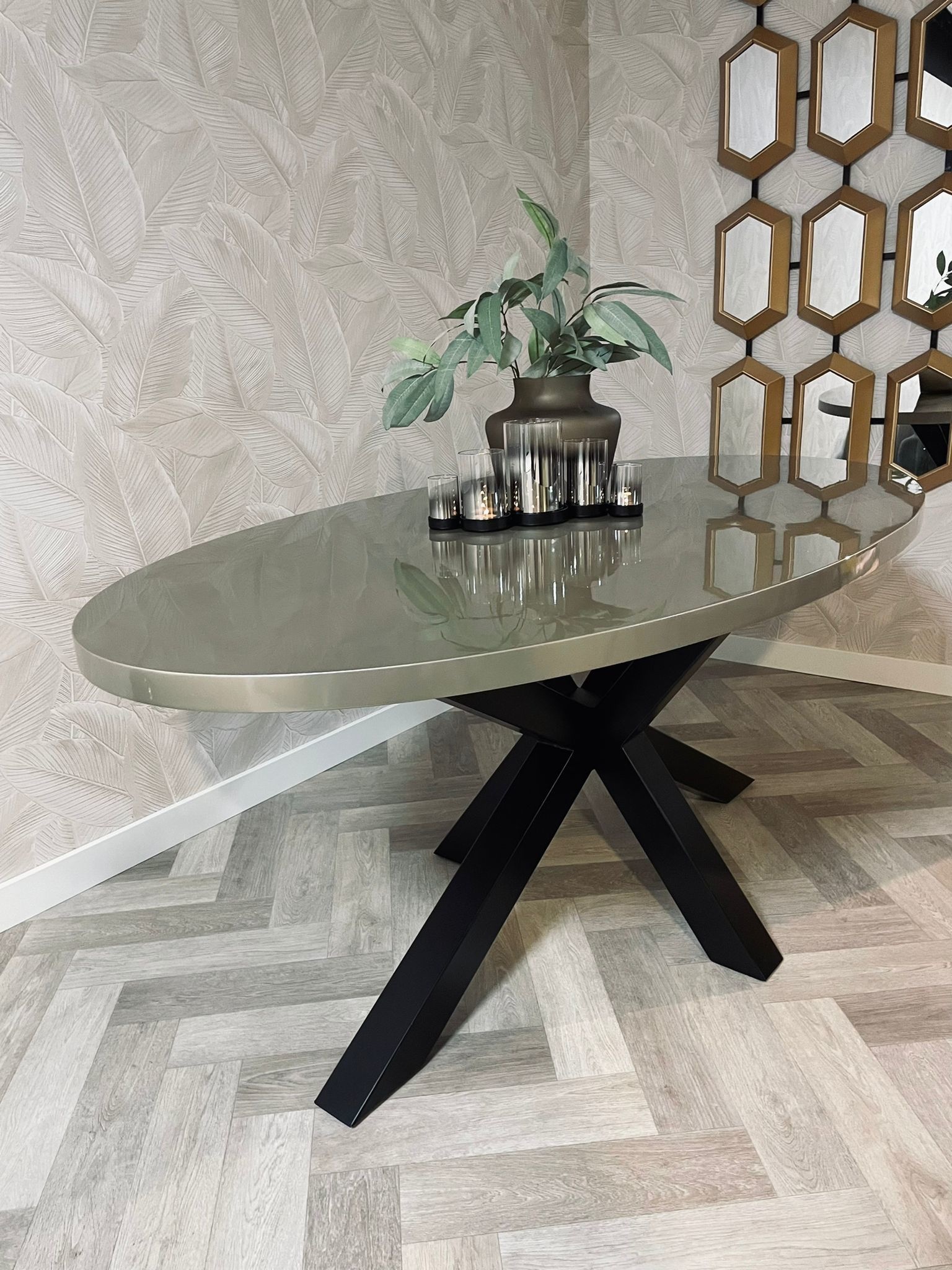 Eettafel Kioto - Ovaal - Grijs Metallic hoogglans