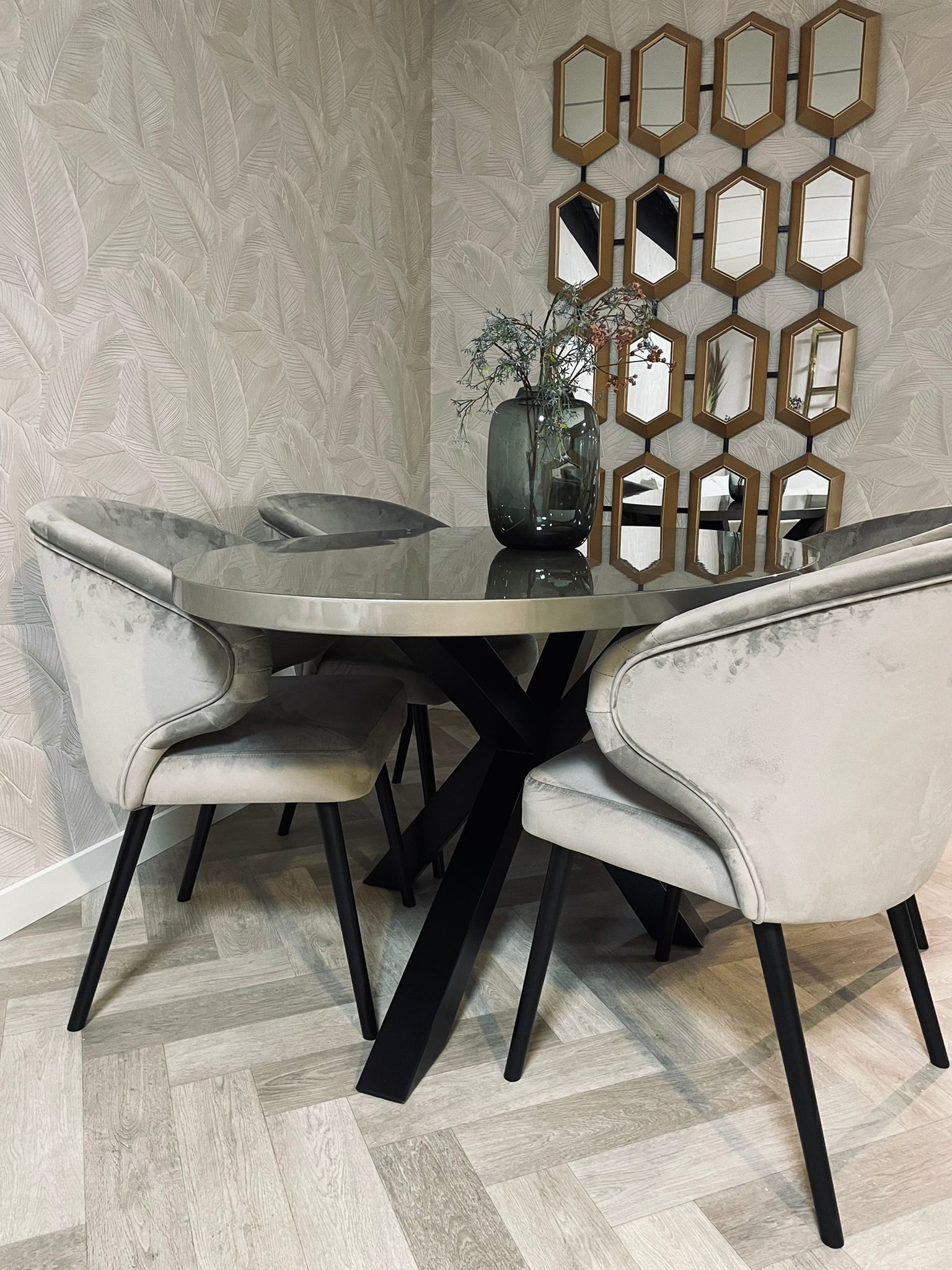 Eettafel Kioto - Ovaal - Grijs Metallic hoogglans