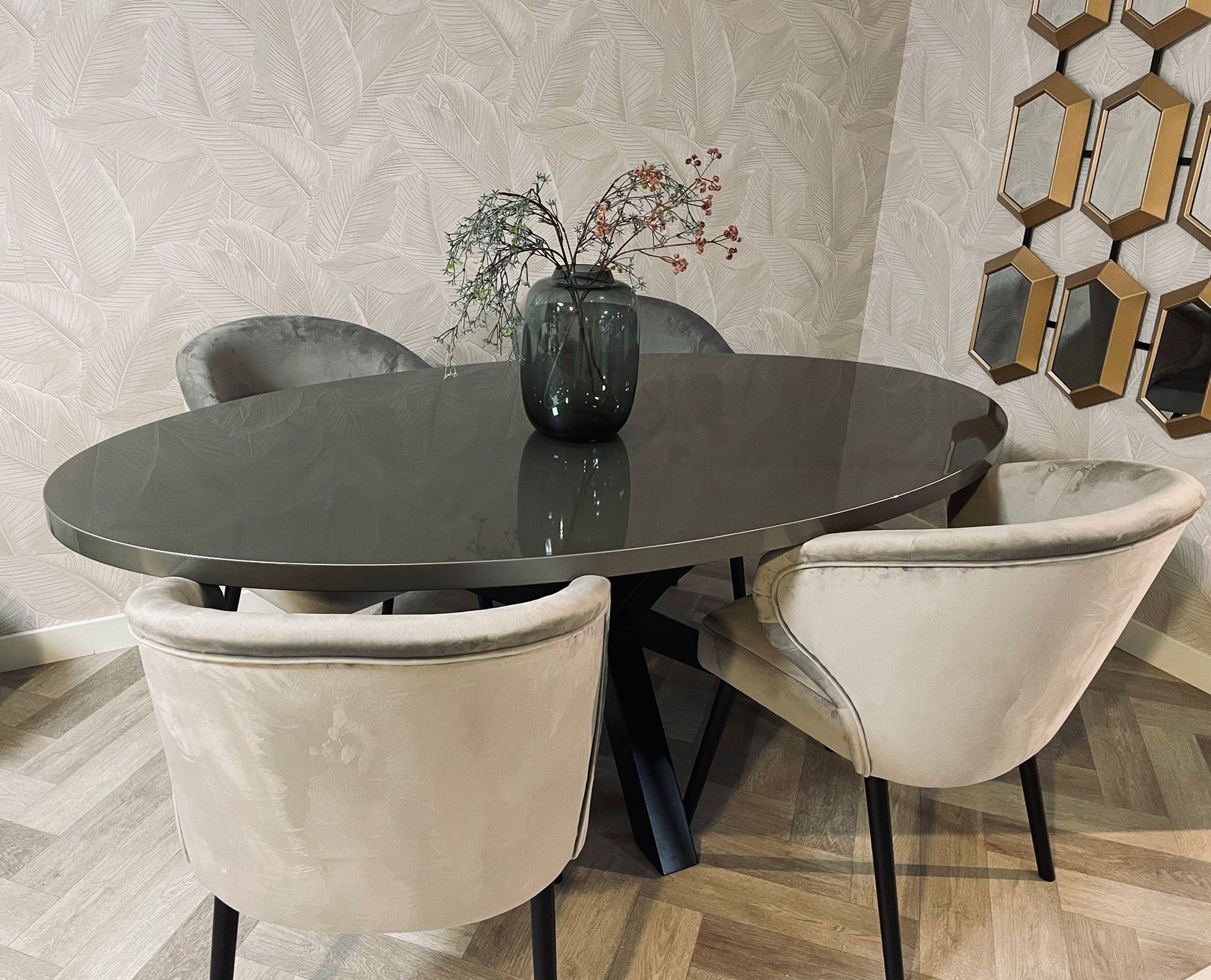 Eettafel Kioto - Ovaal - Grijs Metallic hoogglans