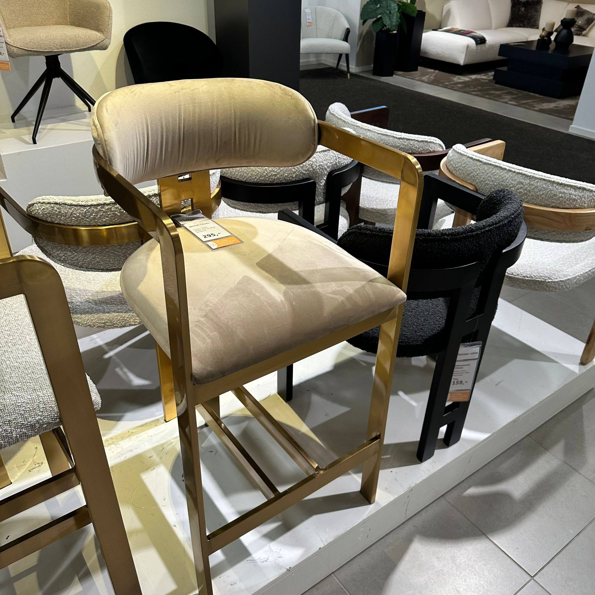 Barstoel Tribanto Velvet Taupe stof - Geborsteld Goud