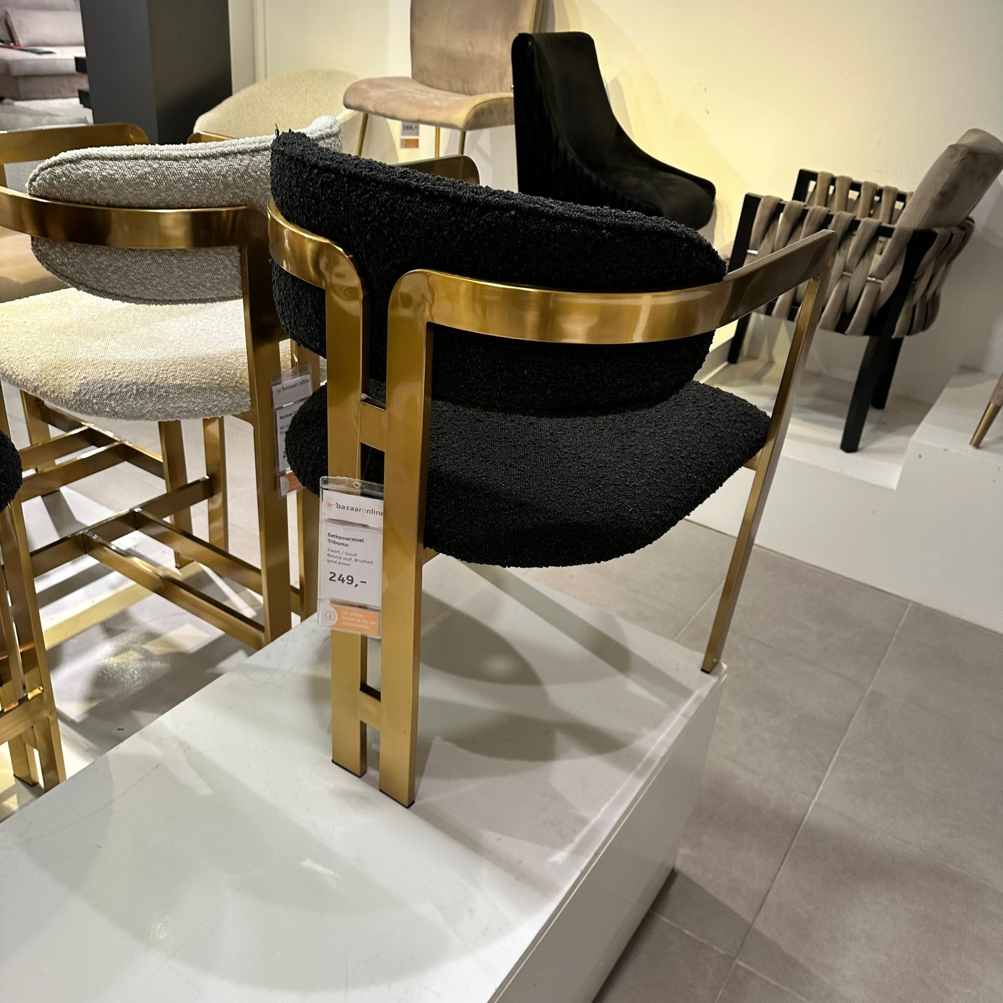 Eetkamerstoel Tribanto Bouclé Zwart stof - Geborsteld Goud