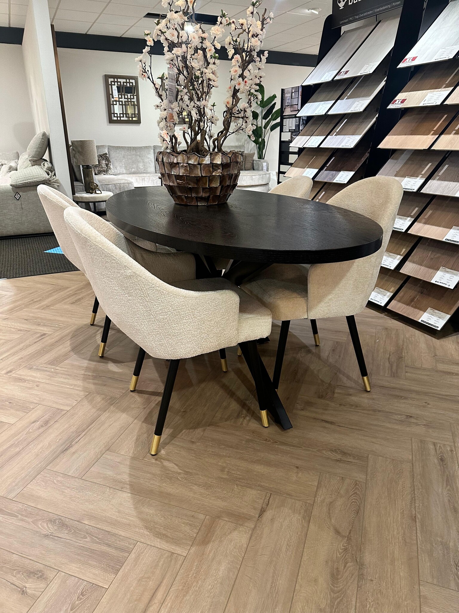 Eettafel Blackwood | Zwart Eiken Fineer - Ovaal 200 cm