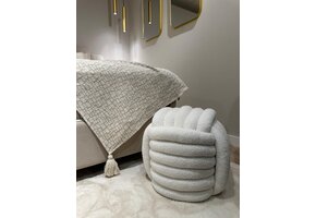 Geknoopte poef Twist | Teddy wit