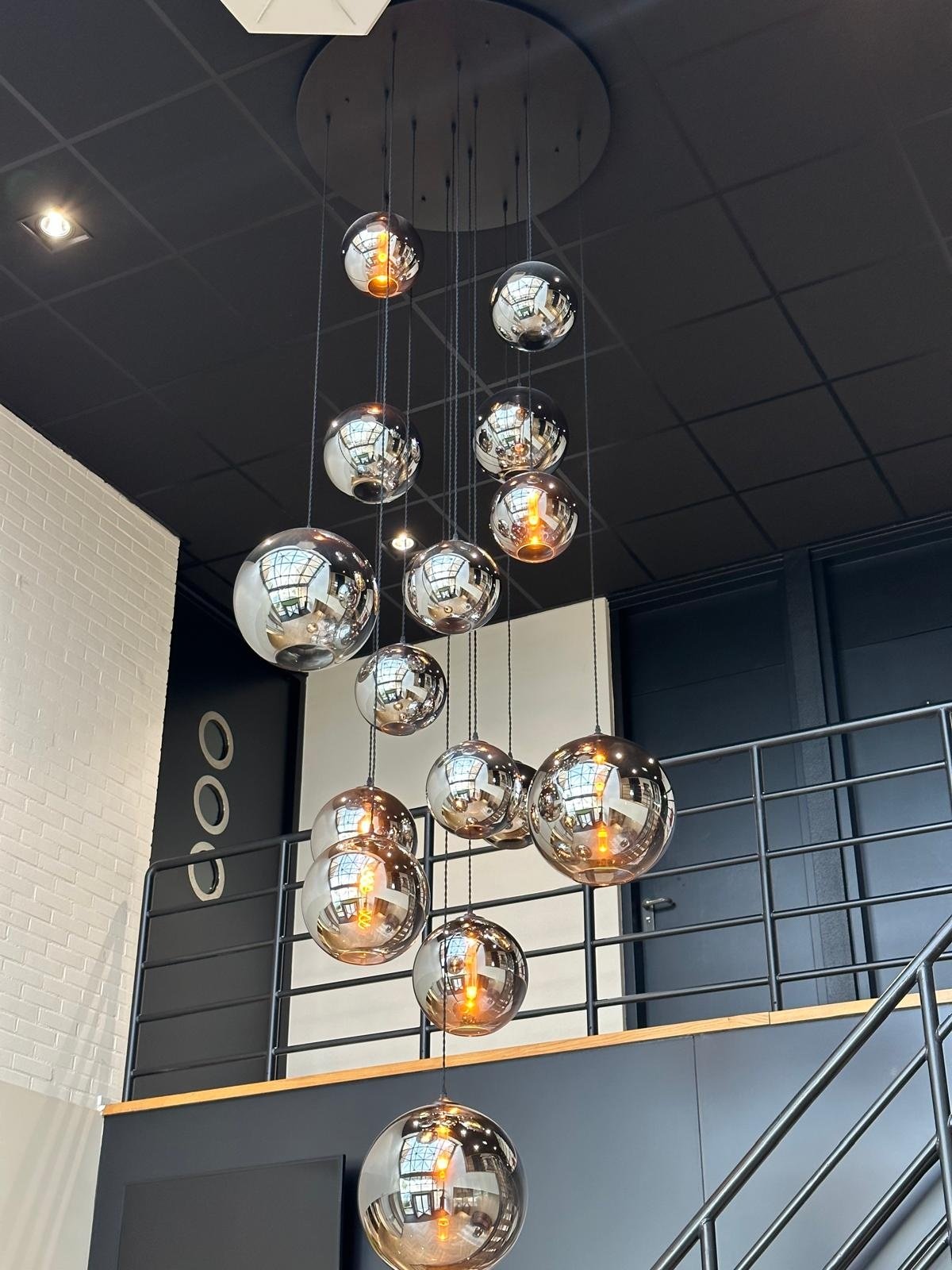 Videlamp Hanglamp smoke Illusion 16 lichts D100 x 400 cm