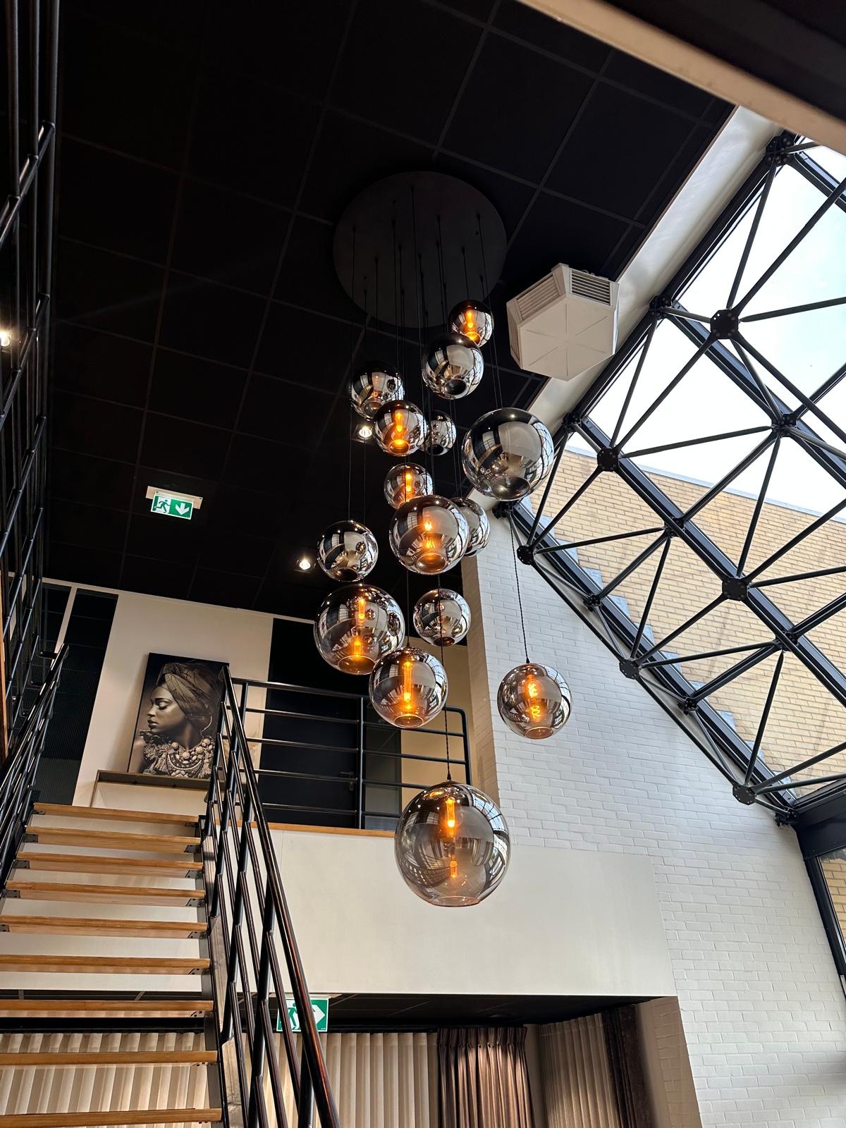 Videlamp Hanglamp smoke Illusion 16 lichts D100 x 400 cm