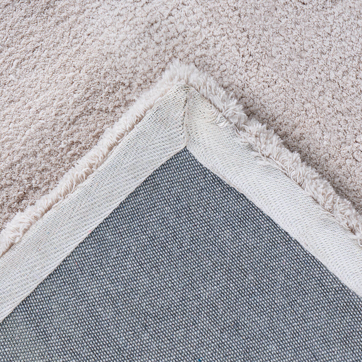 Velvet Vloerkleed hoogpolig Ivory - Eric Kuster Stijl