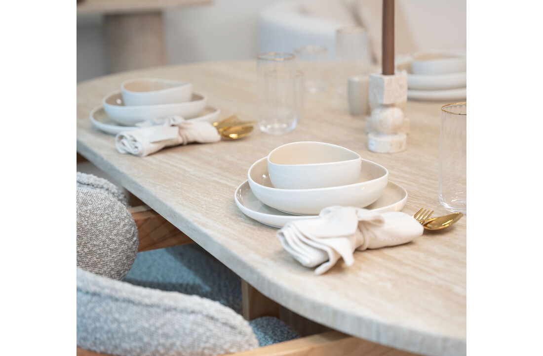 Eettafel Carrara - Travertin | Ovaal - Geribbeld