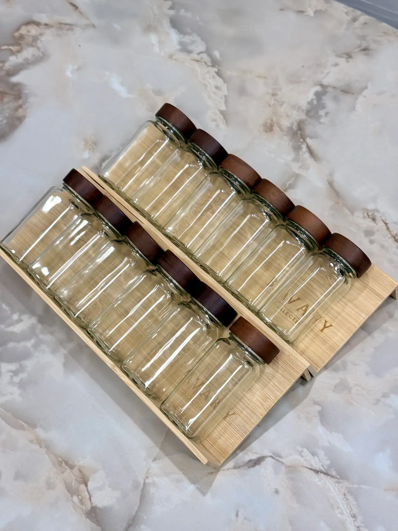 Kruidenpotjes Set – Complete 12-Delige Keukenopslag met Stijlvol Houten Rek