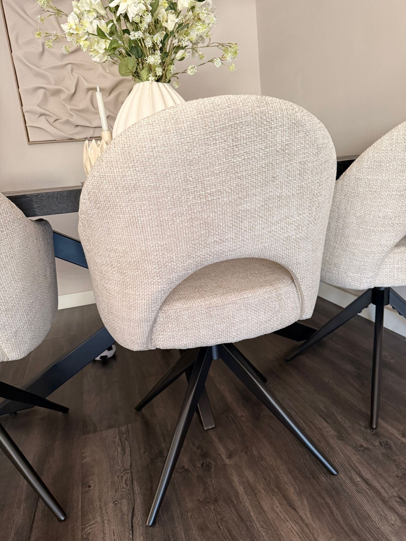 Eetkamerstoel Fuento Renegade Natural 01 - zwart - draai - Pocketvering