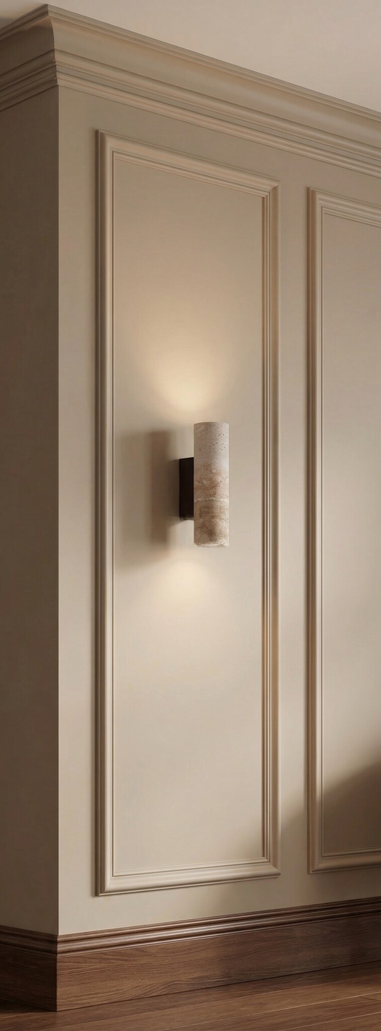 Colosso | Wandlamp Travertin – Handgemaakt Natuursteen – Up & Down – Japandi & Wabi-Sabi