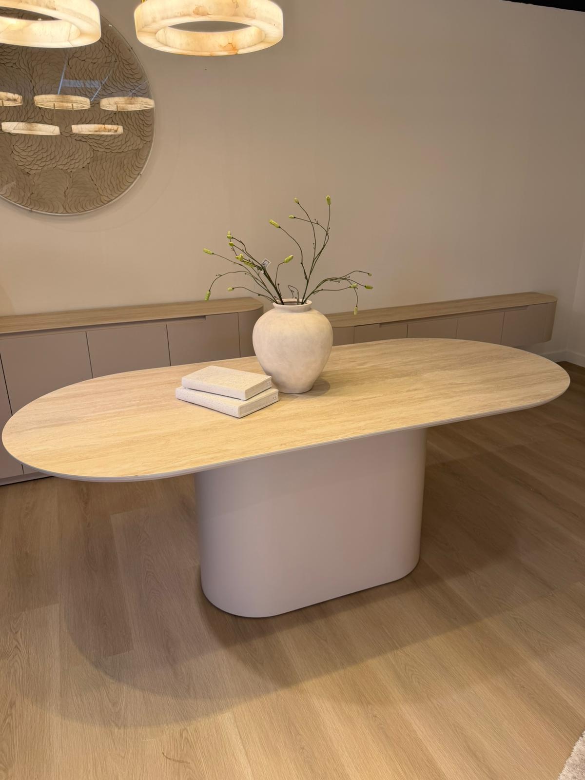 Eettafel Como -  Mat Beige - Keramiek (travertin look) - ovaal