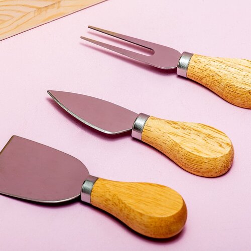 Kikkerland Charcuterie Set 12 pieces serving board with cheese knives
