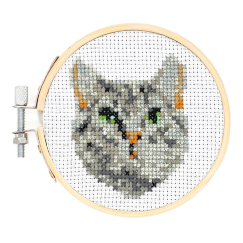 Kikkerland Mini Embroidery Kit Cat