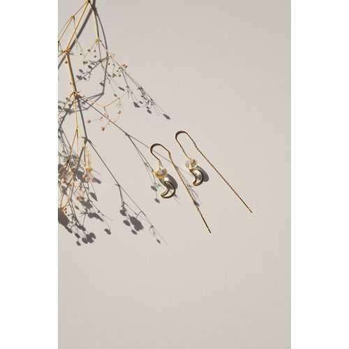 Vinoos by AMS earrings gold transparent moonlight