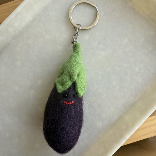 Keyring eggplant
