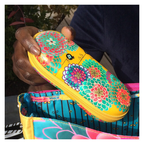 Pylones Brillenetui Dahlia