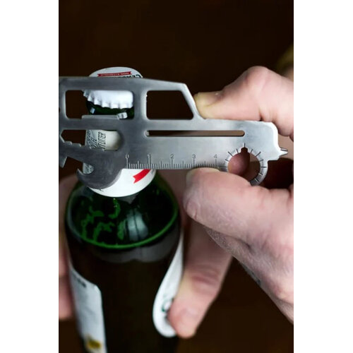 Gentlemen's Hardware Auto Creditcard Multitool 4x4