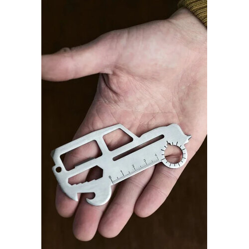 Gentlemen's Hardware Auto Creditcard Multitool 4x4