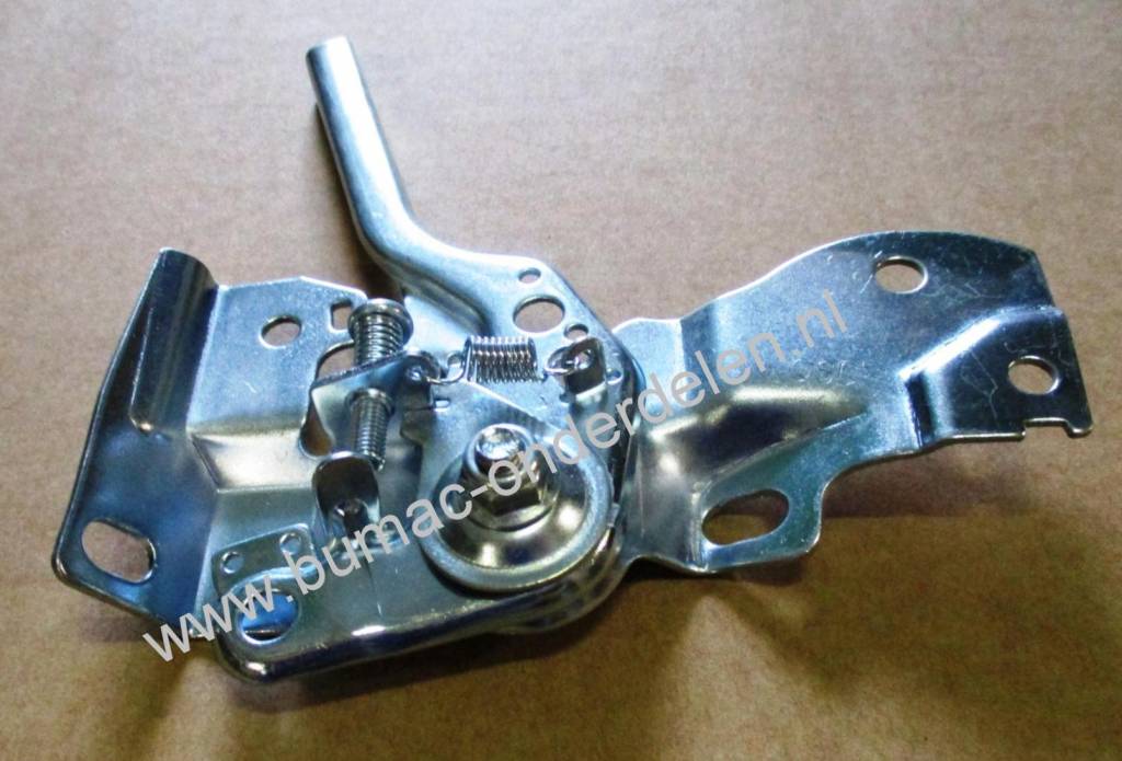 Gashendel met Regelplaat voor Honda GX140, GX160 en GX200 Motor, Regulateurstang Compleet voor Honda GX 140, GX 160 en GX 200 Motor op Trilplaat, Veegmachine, Generator, Aggregaat, Houtklover, Hogedrukreiniger, Kooimaaier, Verticuteer machine, Tuinfrees