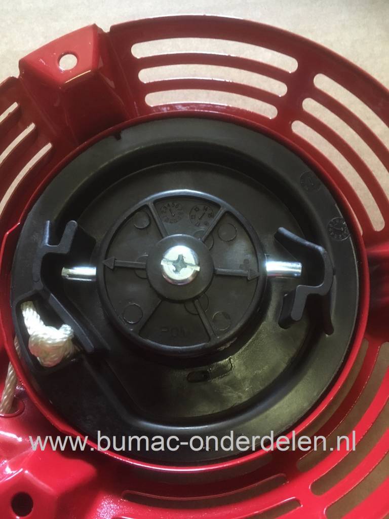 Handstarter Honda met 2 Startpallen voor GXV160 op Grasmaaier - Bladblazer – Houtversnipperaar – Kloofmachine – Mechanische Troffel – Kart –Veegmachine – Trilplaat – Tuinfrees – Cart – Hakfrees – Kantensnijder – Kooimaaier - Zodensnijder GXV 160