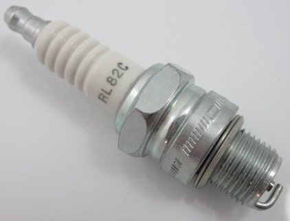 Bougie RL82C Grasmaaier - Kooimaaier en dergelijke, BR7HS, L82C, BR7HS-10, BR6HS, BR7HIX, WRAC, WR5AC, W4AC, W22FSR, IWF22, W22FSRU, W20FSR