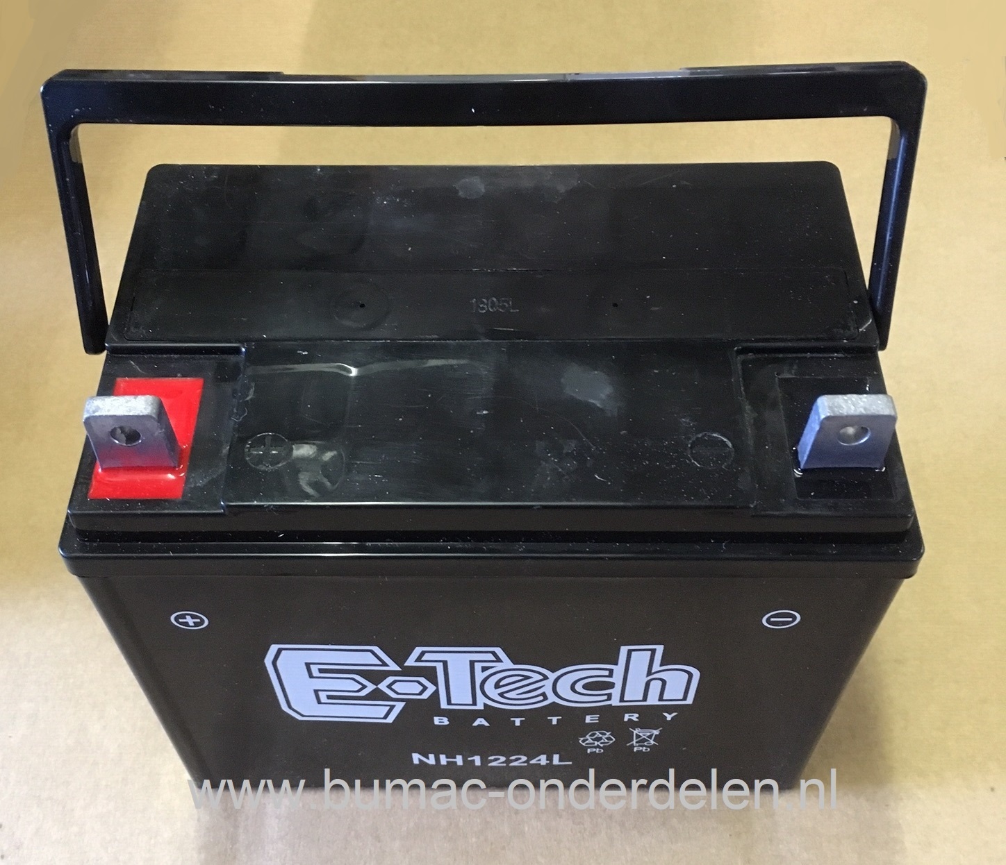 Degelijke Accu 12 V 24 Ampere Onderhoudsvrij voor het starten van Zitmaaiers, Frontmaaiers, Trilplaten, Frontmaaiers, Quad, Trekkers Batterij Stiga, MTD, CastelGarden, Viking, Husqvarna, Alko, Jonsered, Wizard, Wolf, Honda, Murray, Kubota, JohnDeere, Isek