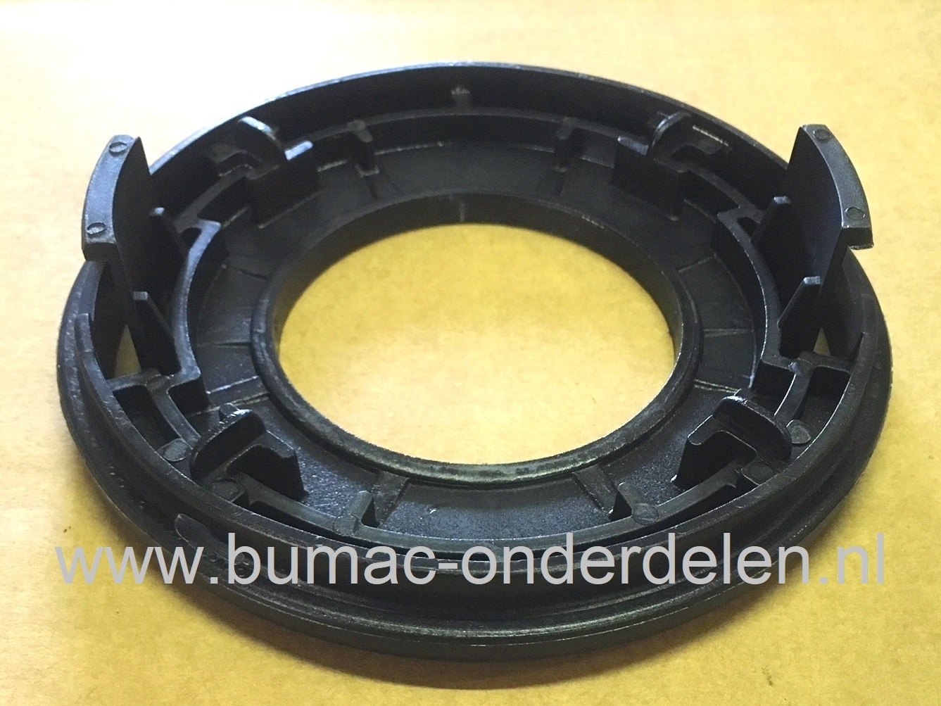 Deksel voor Professionele Draadkop 301775 onder andere voor Bosmaaier van Stihl, Jonsered, Husqvarna, Echo, Shindaiwa met een Vermogen van 35 cc of Meer, Spoeldeksel voor Bermmaaier, Motorzeis , onderdeel