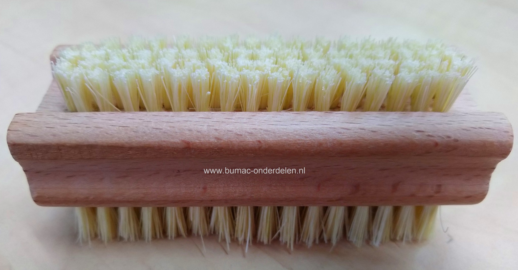 Houten Nagelborstel tweezijdig met Fiber vezel, tweezijdig te gebruiken Smalle kant hard schurend Brede kant middelhard