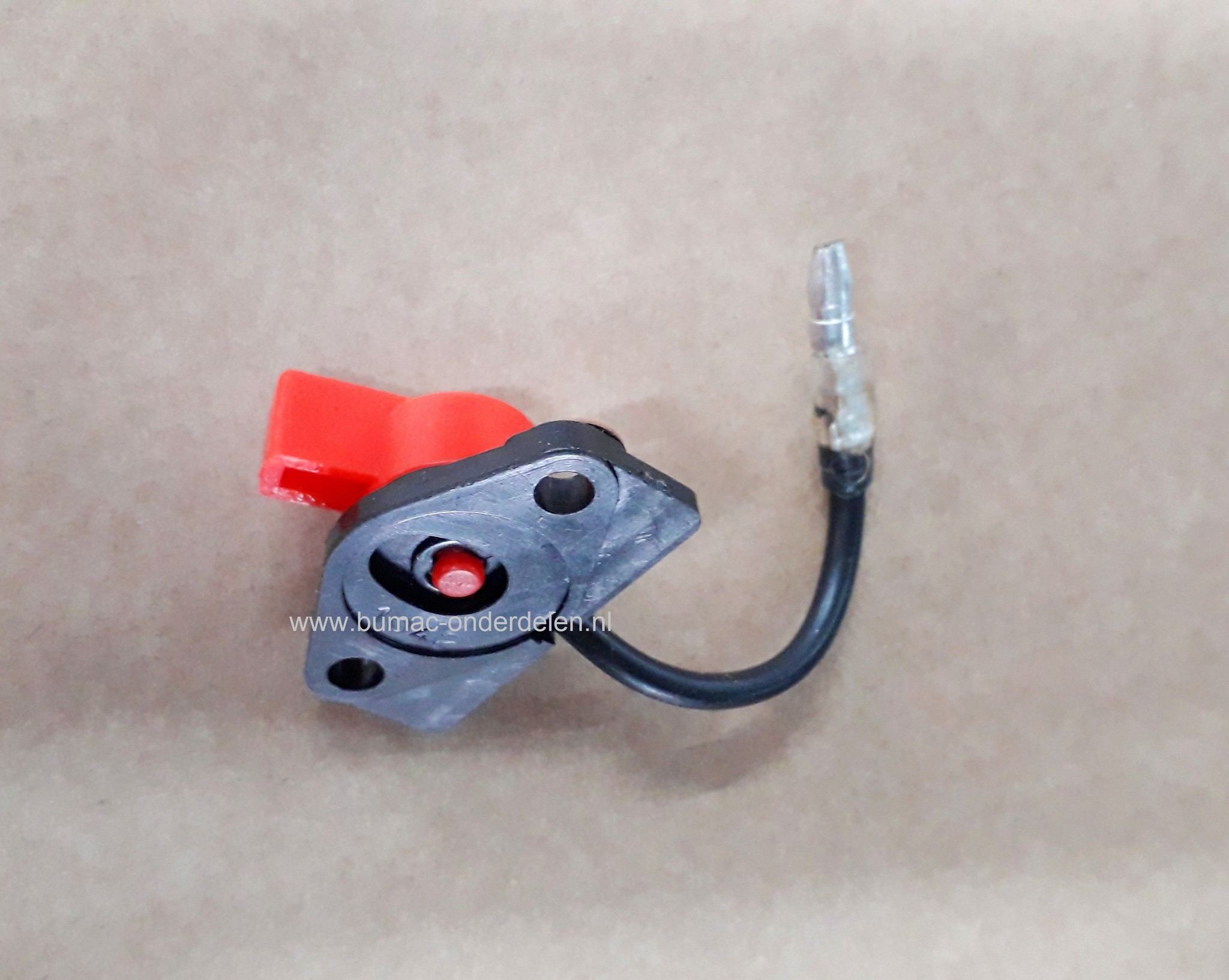 Aan - Uit Schakelaar voor Robin EC10, EY08, EY15, EY20, EY28, EX17, EX21, E415, E420 Grasmaaier, Benzinemaaier, Aggregaat, Generator, Trilplaat, Houtversnipperaar, Tuinfrees, Waterpomp Aan-Uit On Off schakelaar