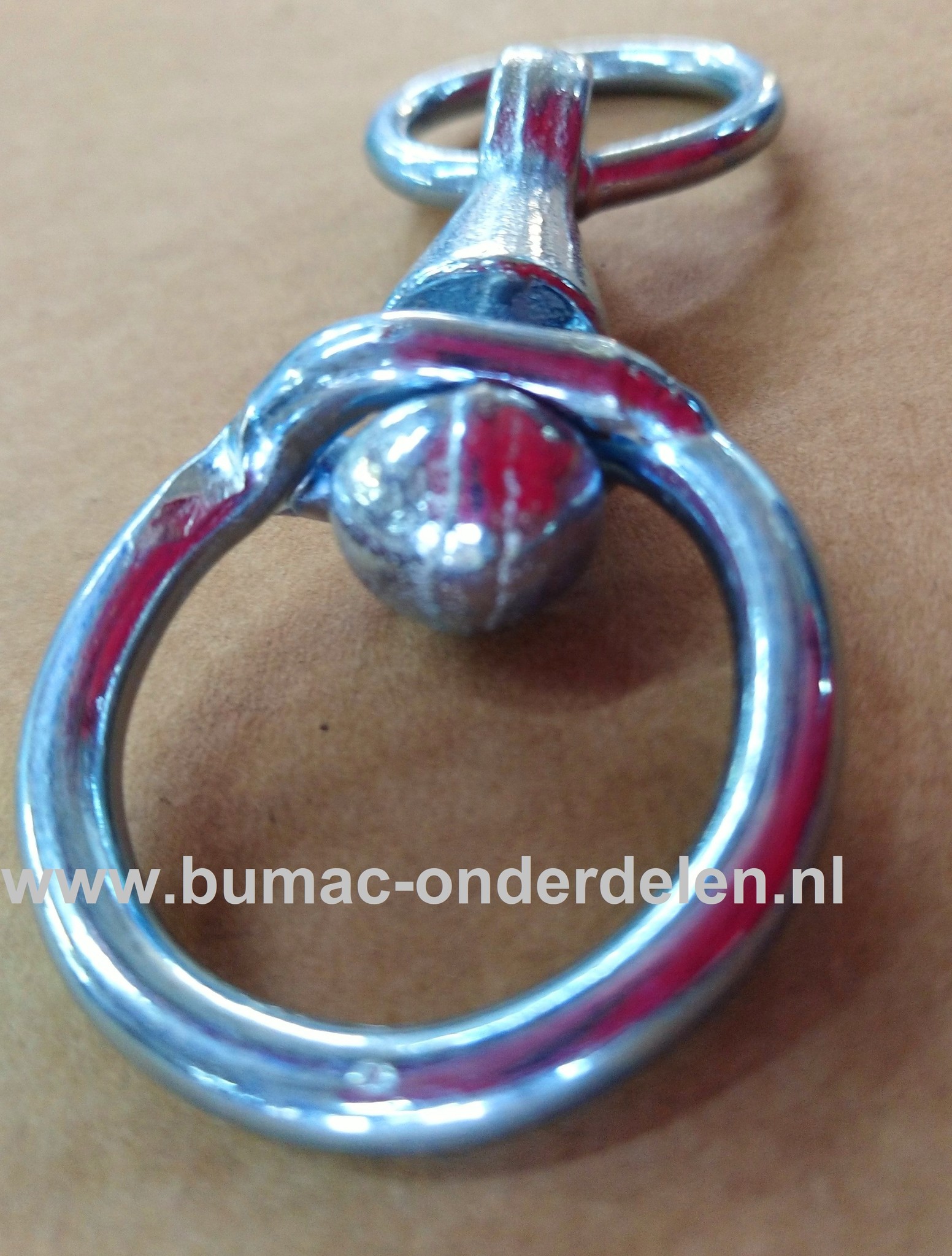 Wervel 7mm met ring verzinkt Dierbenodigdheden Stalinrichting Veekettingen  Halsbanden, Veehouderij, Bevestigingsmateriaal, Schalmkettingen, Kabels, Koorden,  Toebehoren voor Kettingen en Staalkabels, Koeien, Halsters en Touwen