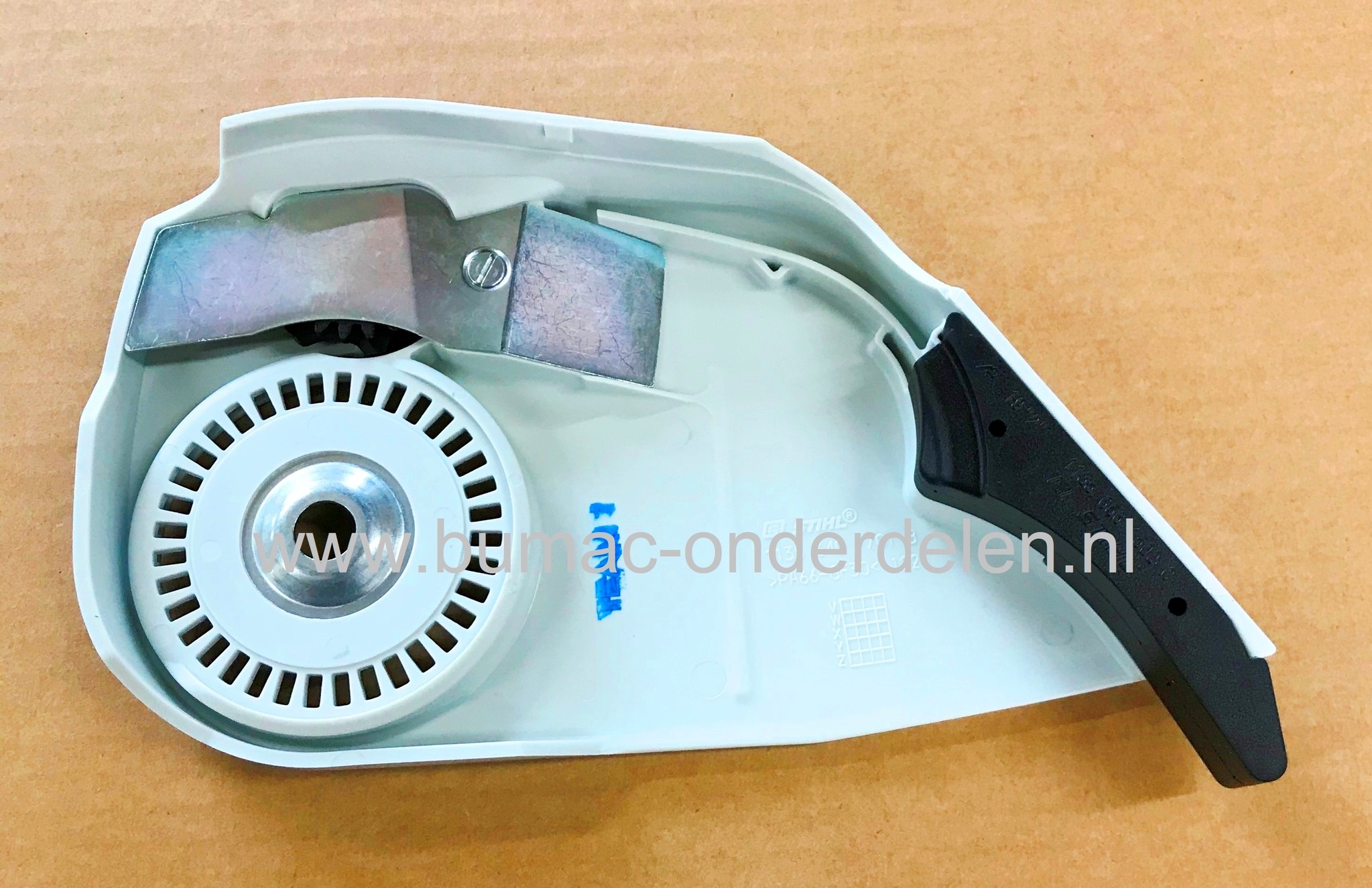 Koppelingsdeksel voor Stihl MS261C, MS271C, MS291C, MS361, MS362 Kettingzaag, Rechter Zijkap, Deksel voor Bevestigen van Zaagblad, Stihl Kettingtandwieldeksel, MS-261-C, MS-271-C, MS-291-C, MS-361, MS-362, onderdeel