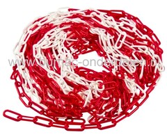 Signaalketting Ø 6mm rood-wit kunststof 6x41x9mmSignaalketting kan je gebruiken bij  een afzetting of om een markering neer te zetten Vanwege de kleurstelling rood-wit ideaal voor het tijdelijk aanduiden van gevaar of bijzondere situaties Wegwerkzaamheden