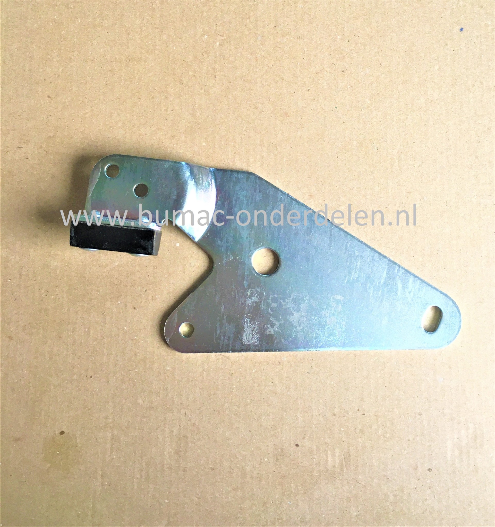 Remsteun met Remblok voor MTD, Wolf, CubCadet Zitmaaiers, Tuintrekkers, Frontmaaiers Ambition, Blue Power 92, A92H, 105.180H, 92.165H, LN155, LE130, RE125, RE92, LN200H, RN145, Power 1750, White Passion, CC175, LT1 NR92, LT2, LT3, Mesrem, Steun met remblo