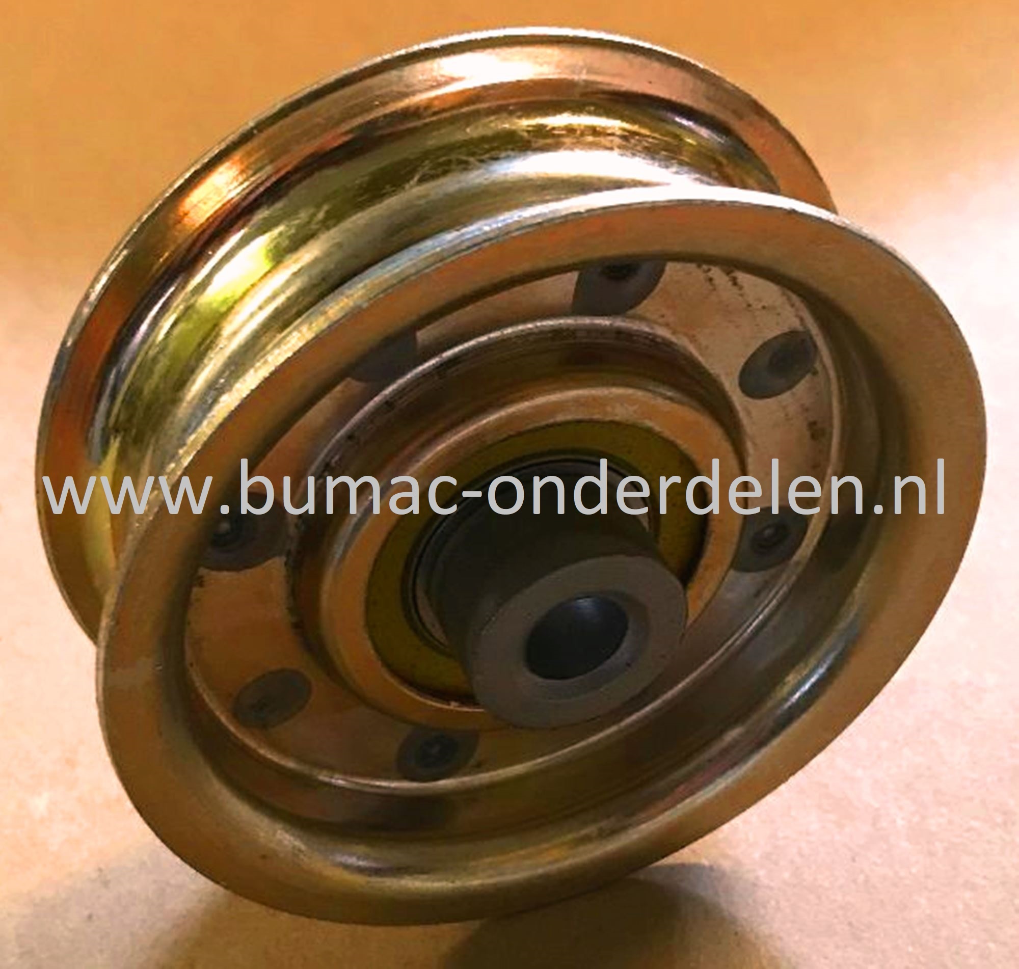 Poelie Mtd, Cub Cadet, Bolens, Wolf, White, Yardman Stiga, Castelgarden, Mountfield Zitmaaiers, Frontmaaiers, Riemschijf voor Aandrijving van het Maaidek, Pouly voor Aandrijven van de Maaimessen, vlak gelagerd