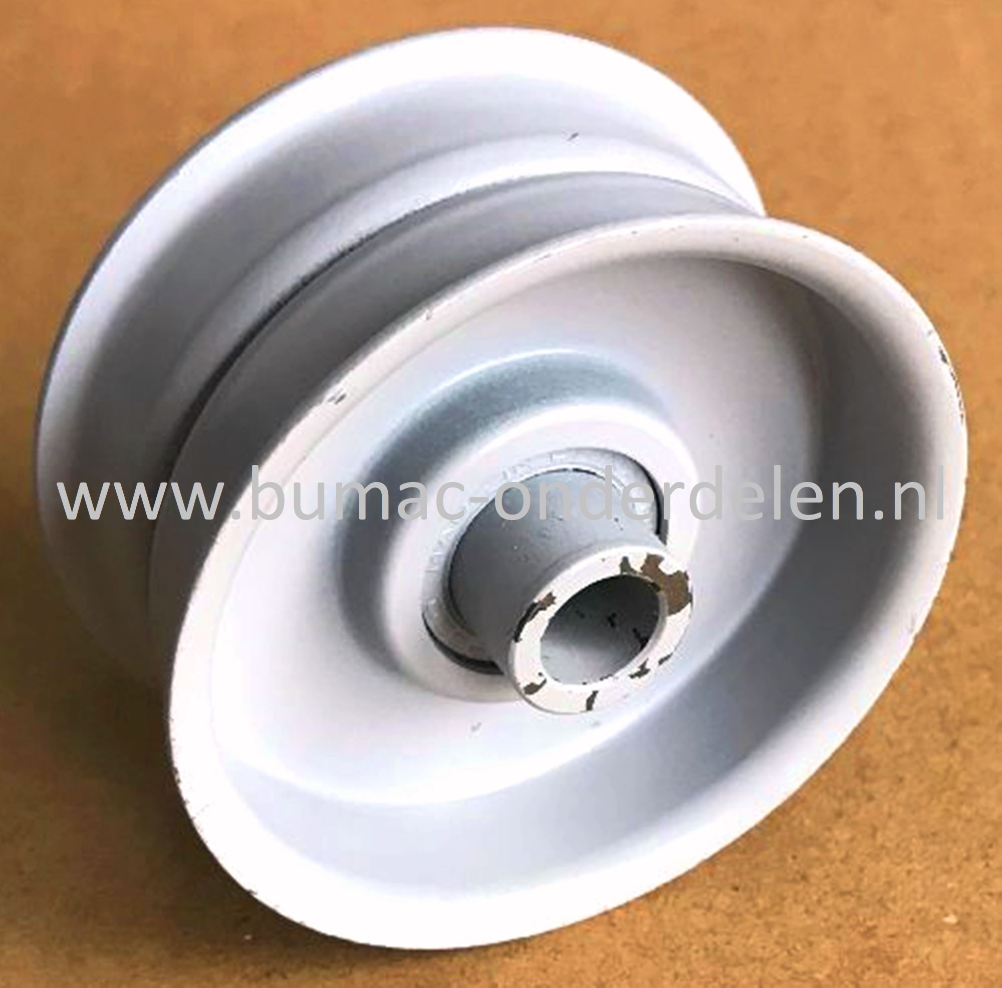 Vlak gelagerde Poelie voor Ayp, Mtd, Simplicity, Murray, Snapper, Ariens, Noma Zitmaaiers, Tuintrekkers, Riemschijf voor Rij Aandrijving en Maaidek - Maaimessen Aandrijving, Drukpoelie, Spanpoelie