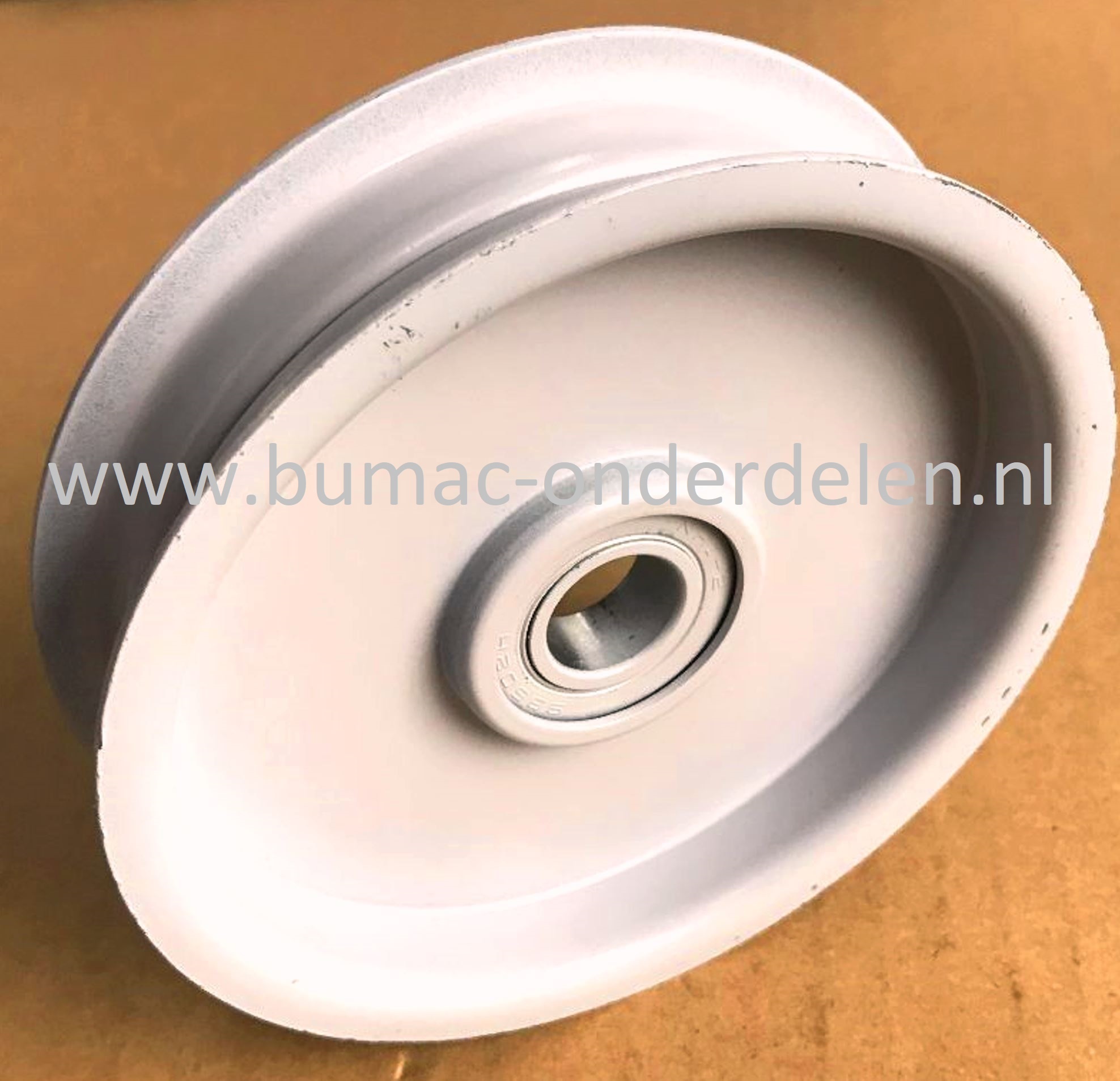 Poelie vlak gelagerd voor Toro Groundmaster 300 en 500 met maaidek van 72 inch Zitmaaiers, Riemschijf voor Rij Aandrijving en Maaidek Aandrijving bij Toro drukpoelie, spanpoelie